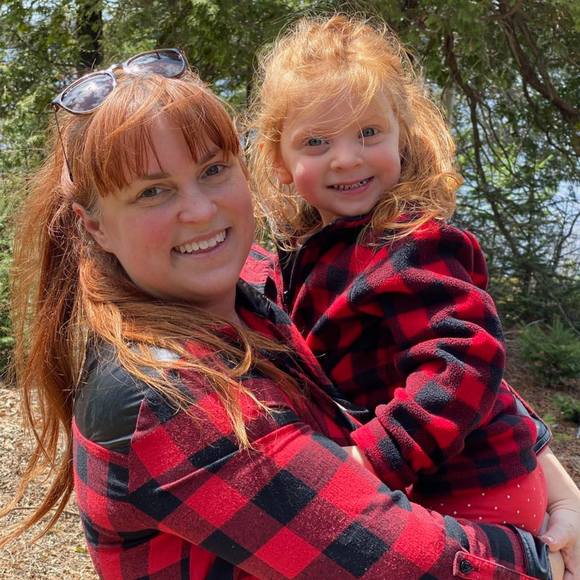 Meet your Posher, Colleen - Picture 1 of 1